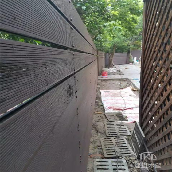 石家庄庭院木塑栅栏施工
